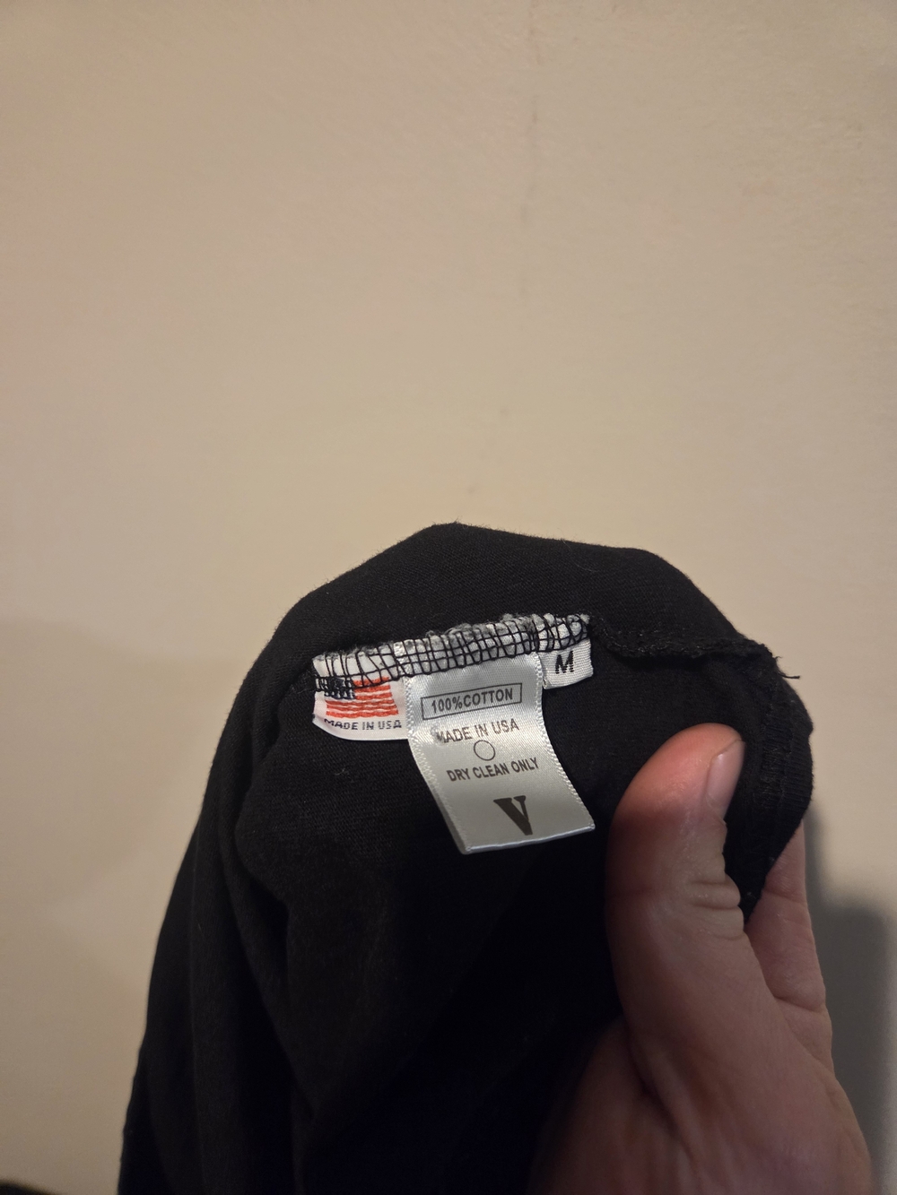 VLONE Tee - Picture 4 of 4